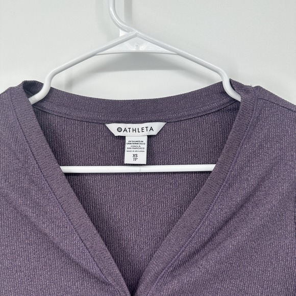 Athleta Uptempo Ribbed Henley Long Sleeve Shirt Womens Size XS Purple Top - Picture 3 of 10